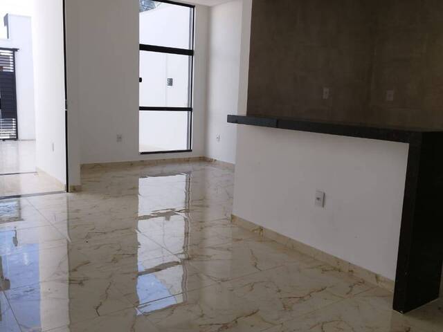 Casa para Venda em Feira de Santana - 4