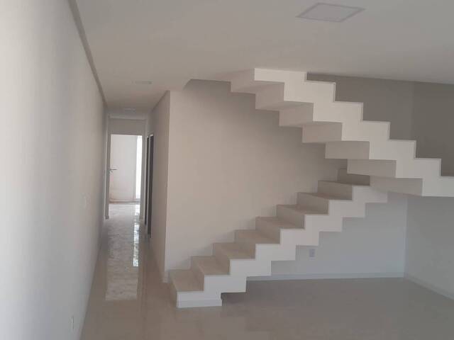 Casa em condomínio para Venda em Feira de Santana - 4