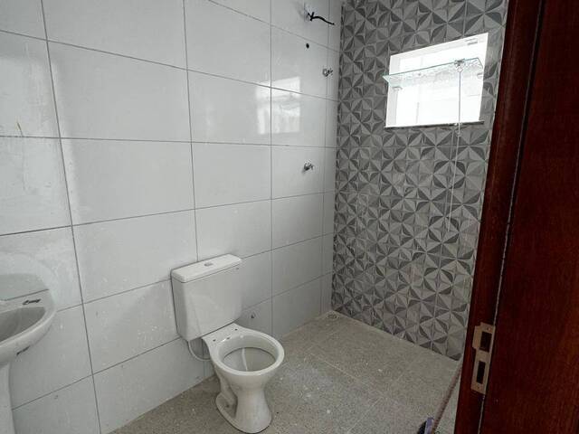 Casa para Venda em Feira de Santana - 4