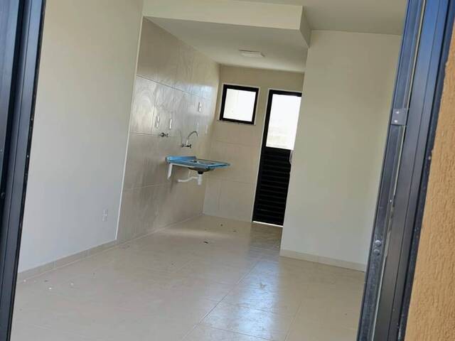 #3212 - Casa em condomínio para Locação em Feira de Santana - BA - 2