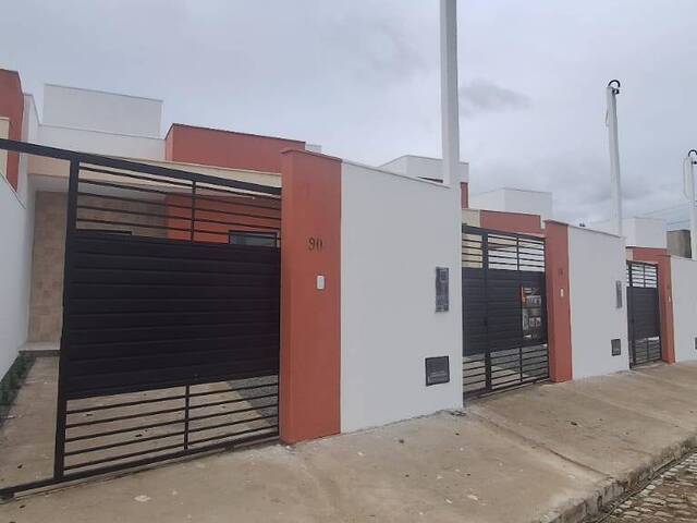 #3231 - Casa para Venda em Feira de Santana - BA - 2