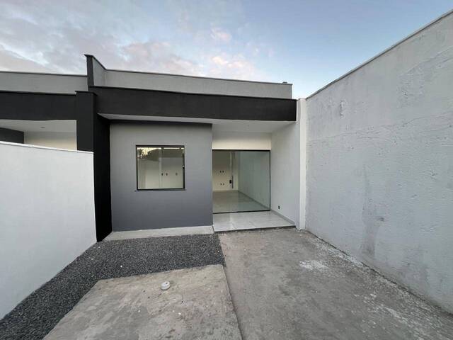 #3234 - Casa para Venda em Feira de Santana - BA - 1