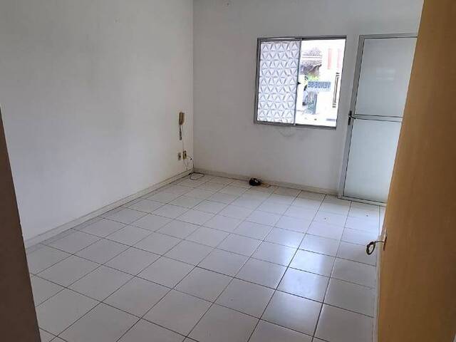 #3300 - Casa em condomínio para Venda em Feira de Santana - BA - 3