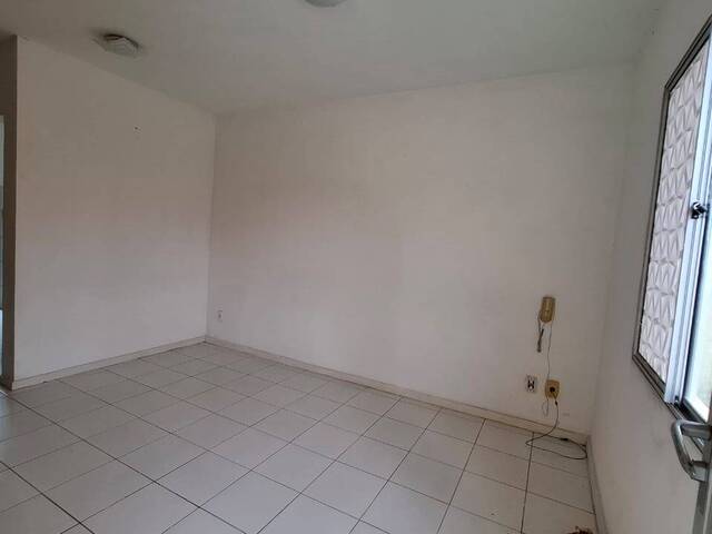 Casa em condomínio para Venda em Feira de Santana - 4