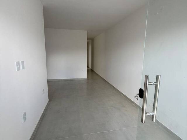 #3306 - Casa para Venda em Feira de Santana - BA - 3